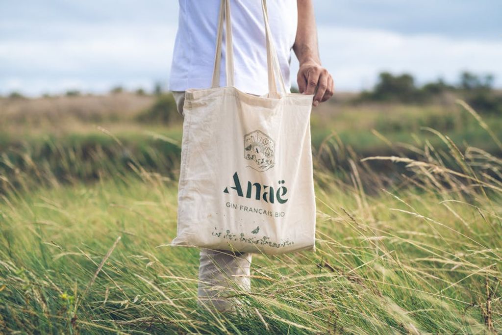 branded tote bags
